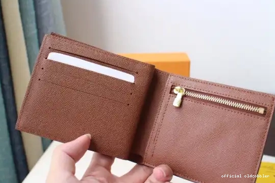 Official oldcobbler WALLET AMERIGO LOUIS VUITTON 0630